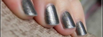 Умопомрачительное черное серебро. Lumene #33 Troublemaker