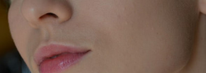 Тональная основа 3D сияние YSL  Le Teint Touche Eclat BR 30 SPF 19 / PA++