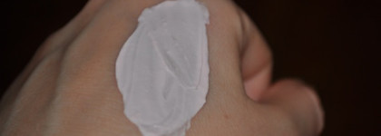 Очищение для лица, требующее смывание водой (гели, кремы марок Givenchy, Korres, La Roche-Posay, Lancome, Matis)