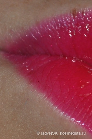Автоматическая помада-блеск со спонжем Tom Ford Patent Finish Lip Color в оттенке 07 Erotic