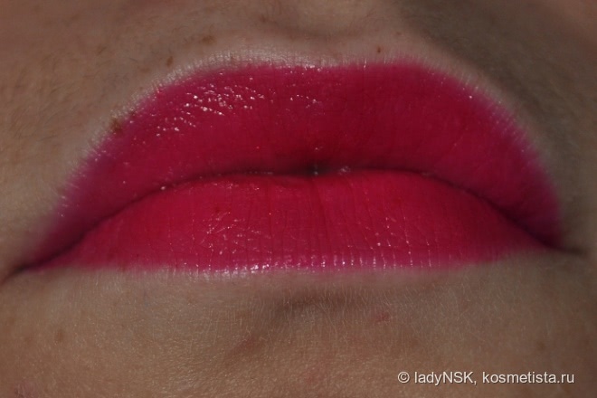 Автоматическая помада-блеск со спонжем Tom Ford Patent Finish Lip Color в оттенке 07 Erotic