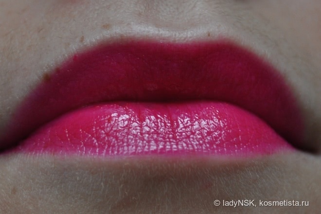 Автоматическая помада-блеск со спонжем Tom Ford Patent Finish Lip Color в оттенке 07 Erotic