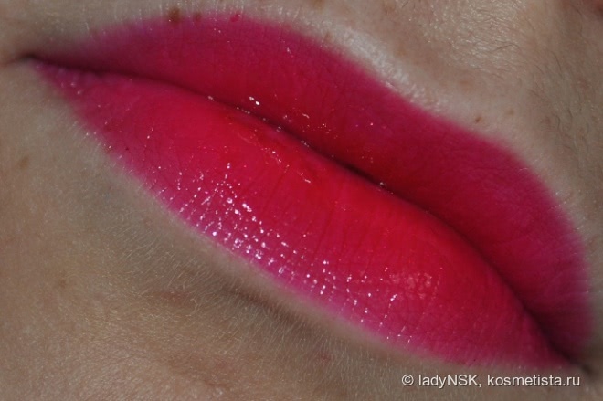 Автоматическая помада-блеск со спонжем Tom Ford Patent Finish Lip Color в оттенке 07 Erotic