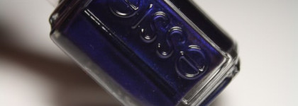 Ночное небо Essie Midnight Cami №91