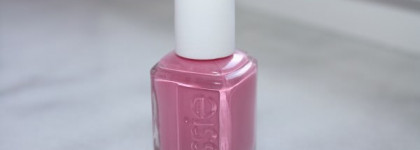 Essie Lovie Dovie №20