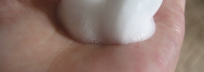 Бюджетная умывашка Мусс для умывания Camomile allergy stop! от Dr.Sante