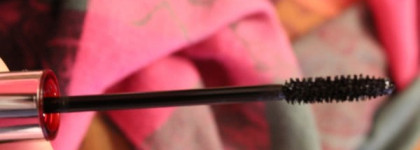 Подарок подарку - рознь.Clarins - набор средств для макияжа глаз «Исключительное совершенство»