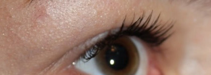 Подарок подарку - рознь.Clarins - набор средств для макияжа глаз «Исключительное совершенство»