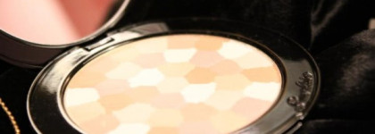 Рождество начинается в октябре.Guerlain Meteorites Perles Du Dragon - Wulong compact