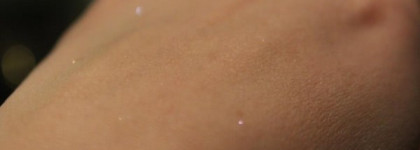 Рождество прошлым не бывает. Guerlain - Vol de Nuit Perfumed Shimmer Powder for Face & Body