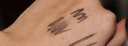 Любовь к мужчине в черную полоску. Dior Crayon Eyeliner Waterproof #094