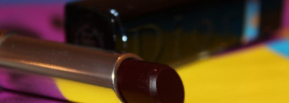 Исконно осенняя Dior Addict Extreme Lipstick - Black Tie 987