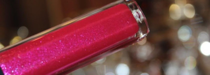 Легкий румянец на губах. Guerlain Gloss D’enfer Maxi Shine Intense Colour & Shine Bare Lip Sensation - 860 Madame Batifole