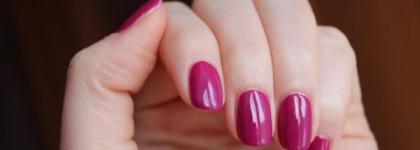 Взрыв фуксии. Еssie Nail Lacquer - 33 (Big Spender) или А что у вас на ногтях в весенний праздник?