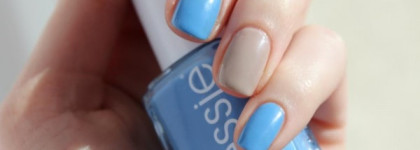 Мартовское небо. Essie Nail Lacquer - 94 (Lapiz of Luxury),  Chanel Le Vernis Nail Colour  - 559 (Frenzy)