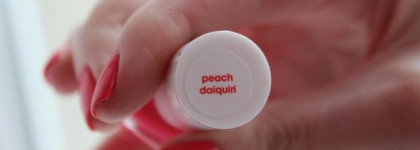 А не отведать ли нам коктейль? Дайкири, пожалуйста, персиковый. Essie Nail Lacquer - 72 (Peach Daiquiri)