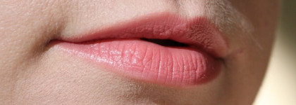 OCC Lip Tar в оттенках Memento и Hush (bonus)