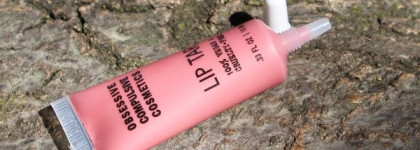 OCC Lip Tar в оттенках Memento и Hush (bonus)