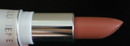 Lumene Wild Rose Natural lipstick в оттенке № 9 Apricot Nude