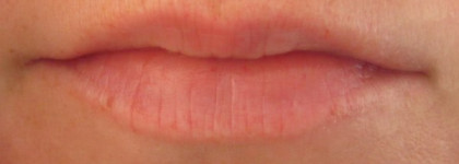 Revlon Just Bitten Kissable Balm Stain  - Бальзам для губ в оттенках 005 Crush, 030 Smitten и 045 Romantic