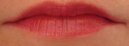 Revlon Just Bitten Kissable Balm Stain  - Бальзам для губ в оттенках 005 Crush, 030 Smitten и 045 Romantic