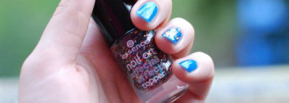 Golden Rose #241 и Essence Nail Art Special Effect Topper #02