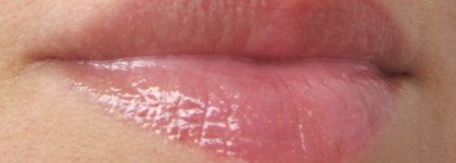 Блеск для губ Chanel levres scintillantes glossimer 146 и Chanel brillant lumiere fluorescent lip shine 66