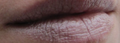 Помада Catrice ultimate shine 020 metal dust