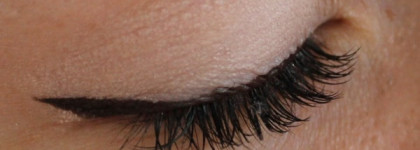 Тени для век Catrice Absolute Eye Colour 090 Bring Me Frosted Cake и 410 C'mon Chameleon