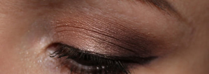 Тени  с аппликатором. NYX lingerie eye tint и  H&M Fluid hues eye colour
