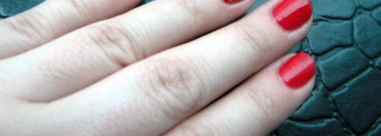 Мой идеальный красный NYX Girls Nail Polish Cherry Pie (Ngp 225)