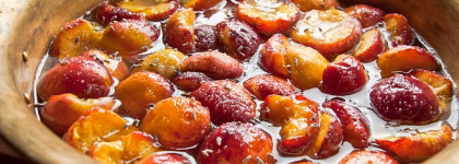 Young Sexy Lovely Couture Collection 2009 Yves Saint Laurent edt