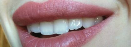 Карандаш для губ Eva Mosaic Make Up Lips lip liner в оттенке нежно-розовый