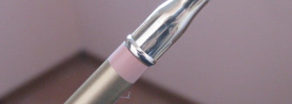 Нежное свечение с Dolce&Gabbana eyeliner №9 nude