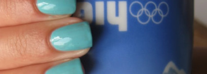 Rimmel 60 seconds оттенок 835 "Bright back at you"