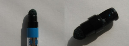 Rimmel Exaggerate waterproof eye definer 240 Aqua Sparkle