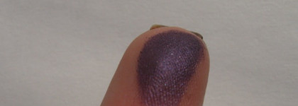 Essence Quattro eyeshadow, 12 Purple day