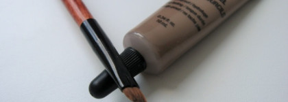 Nyx Eyebrow Gel в оттенке EBG 01 blonde
