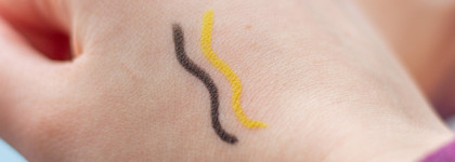 Beauty Bomb bomb pencil eyeliner 08. Яркость и классика