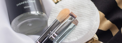 Чистота с очищающим спреем-дезинфектором для кистей Manly pro Express disinfectant