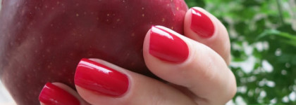 Kiko Milano Nail Lacquer #240 Apple Red