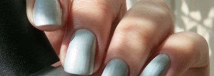 OPI NL T16  I Vant To Be A-Lone Star