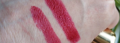 Kiko Ocean Feel Sparkle lipstick 03 Must Have Red