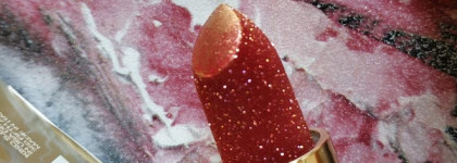 Kiko Ocean Feel Sparkle lipstick 03 Must Have Red