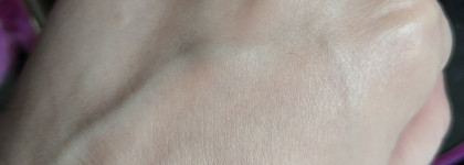 Clarins Everlasting Youth Fluid 105 nude & Joli Rouge Lacquer 762L pop pink