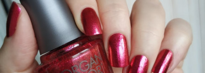 Праздник к нам приходит с Morgan Taylor Best Dressed