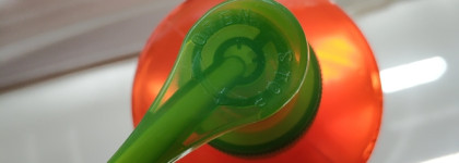 Garnier Fructis SOS Спасатель 10 в 1 - палочка-выручалочка