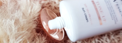 D'Alba тон UV Essence Waterfull+ Tone-Up SPF 50+ PA++++ Sun Cream