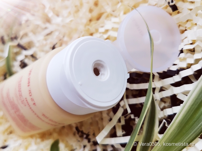 Clarins Hydrating Gentle Foaming Cleanser и Hydrating Toning Lotion - очищающий дуэт для нормальной и сухой кожи