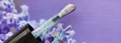 Grattol Just Because - пестрый жемчуг на ногтях